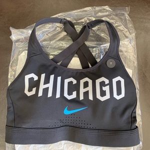 NWT Chicago Marathon Nike Sports Bra